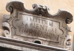 Inscription on the façade of the Archiginnasio della Sapienza, Rome.